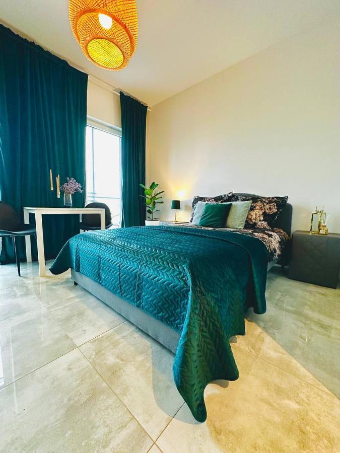Apartmán Uroczy Apartament Blisko Centrum Warszawy Varšava Exteriér fotografie